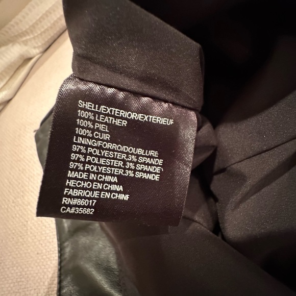 Bebe - Picture 11 of 11